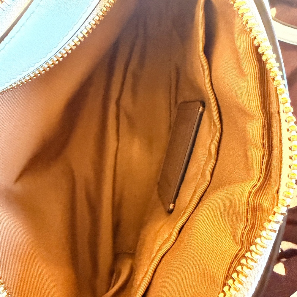 Coach White Signature Crossbody with Gold Hardware - Picture 11 of 11